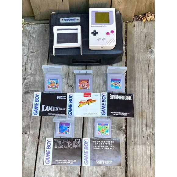 Original Nintendo Game Boy Console Bundle Lot W/ 5 Games, Vintage Case & Manuals - Picture 5 of 7